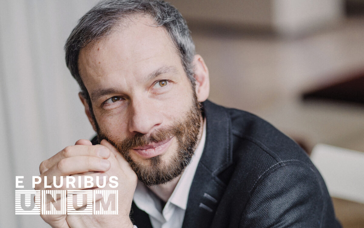 Dima Slobodeniouk headshot