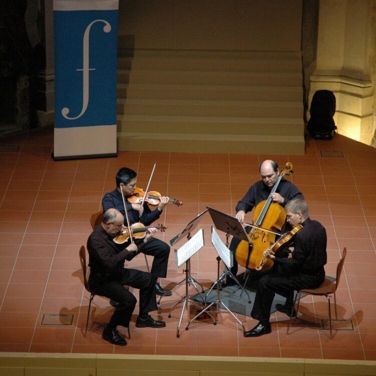 Hawthorn Quartet on stage