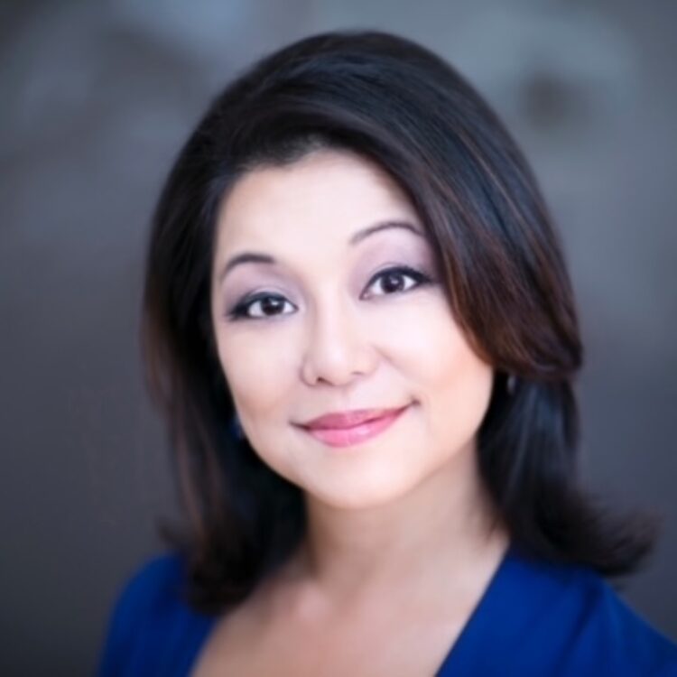 portrait of Janet Wu