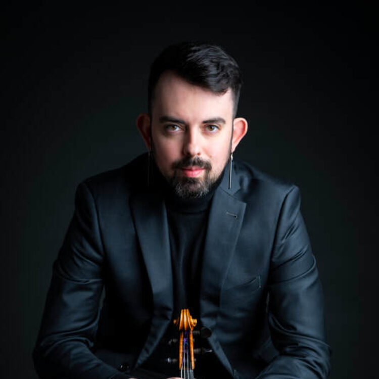 portrait of Mathew Vera