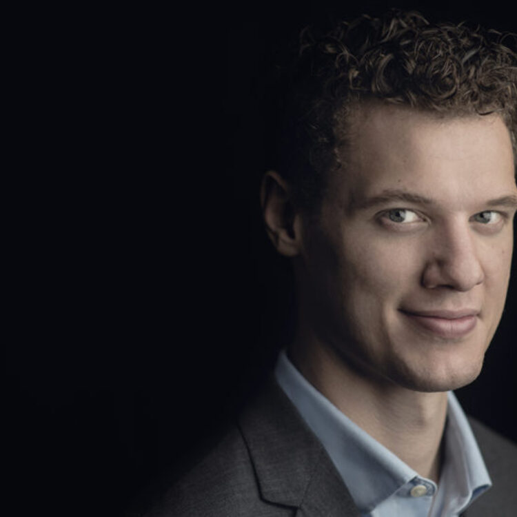 A headshot of Patrick Guetti
