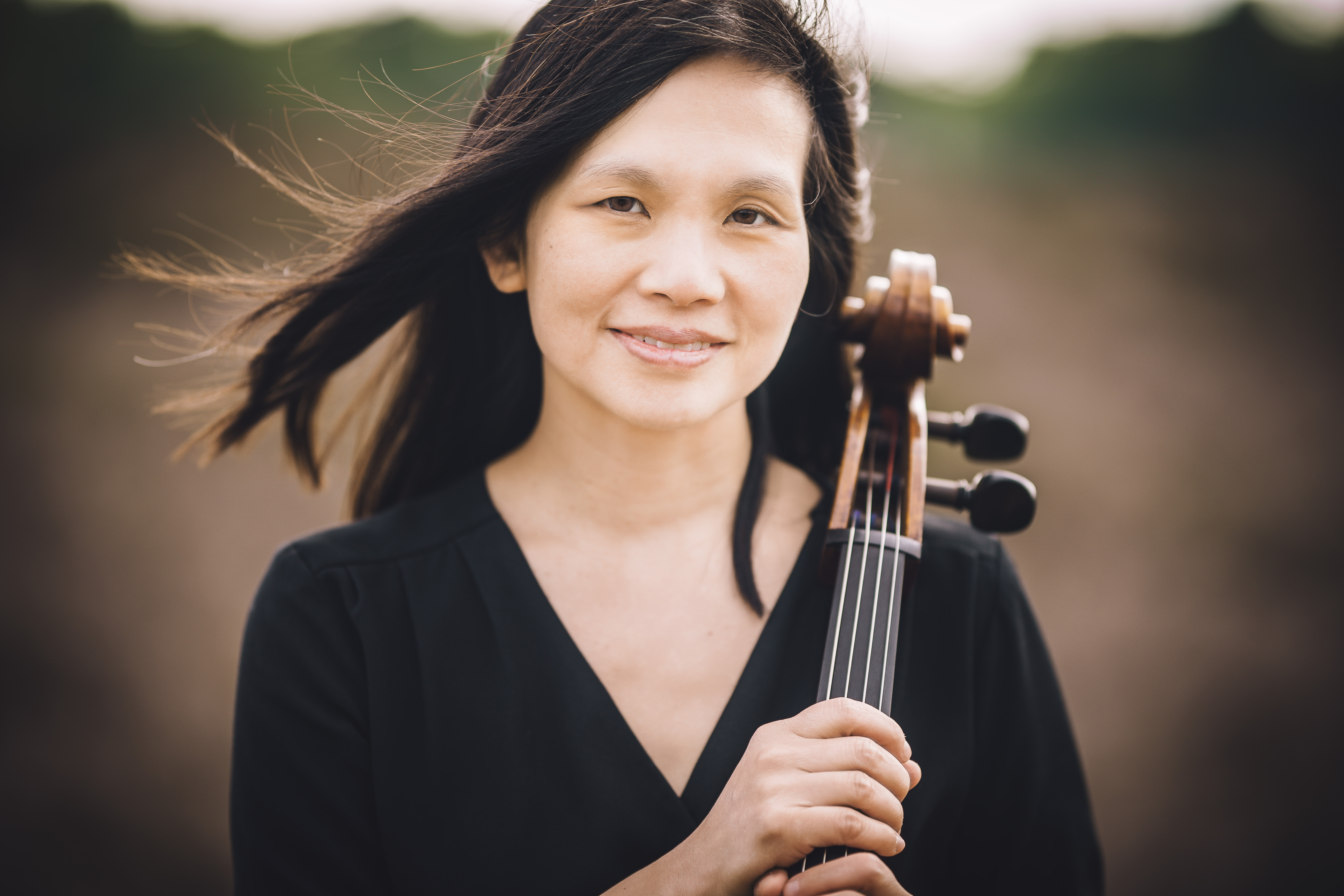 Headshot of cellist Julia Tom