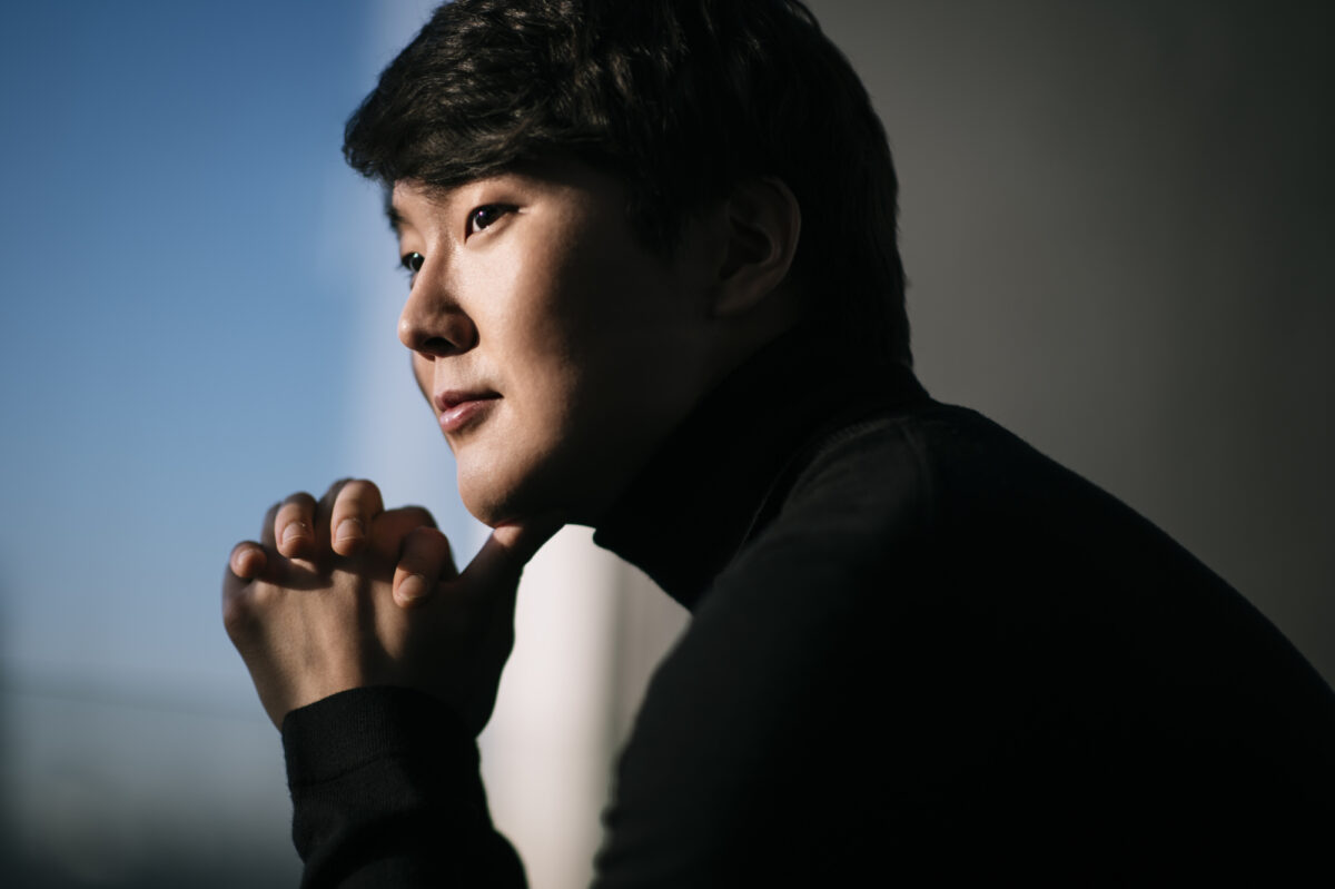 Seong Jin Cho headshot