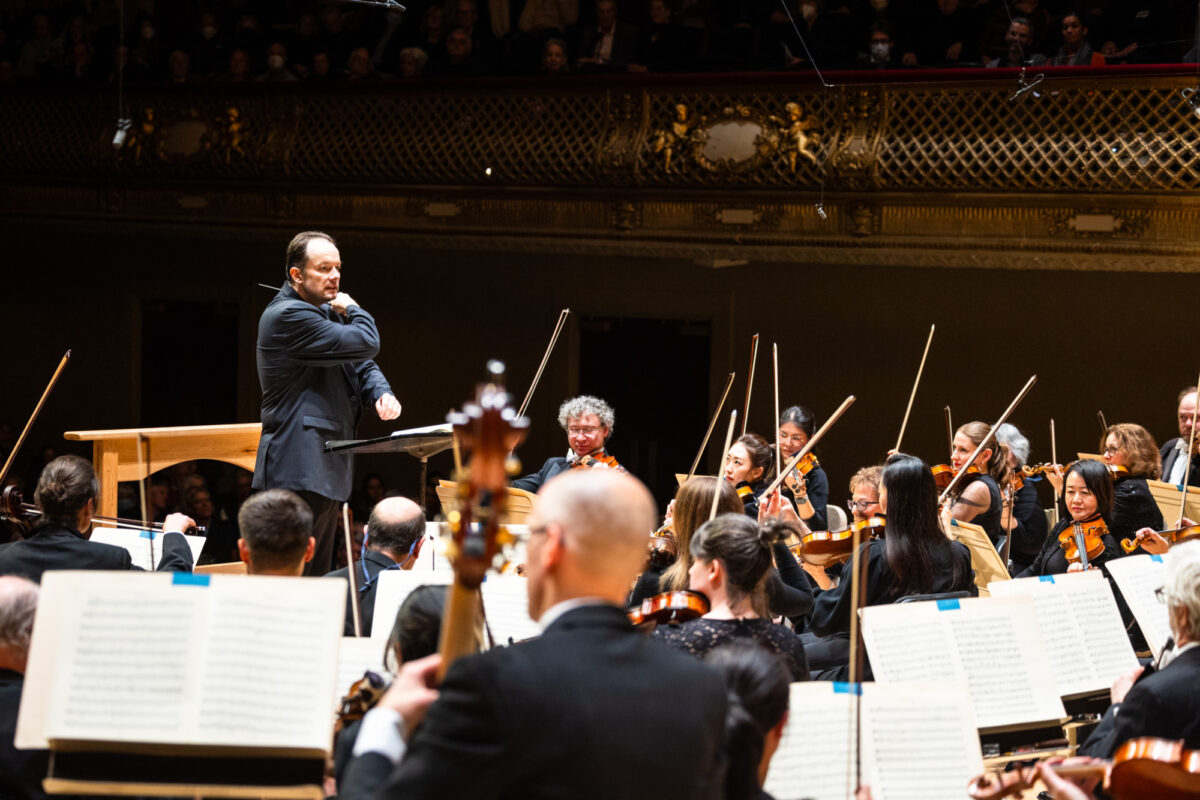 Andris conducting the Boston Symphony Orchestra