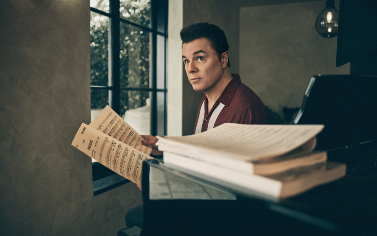 Seth MacFarlane headshot with piano