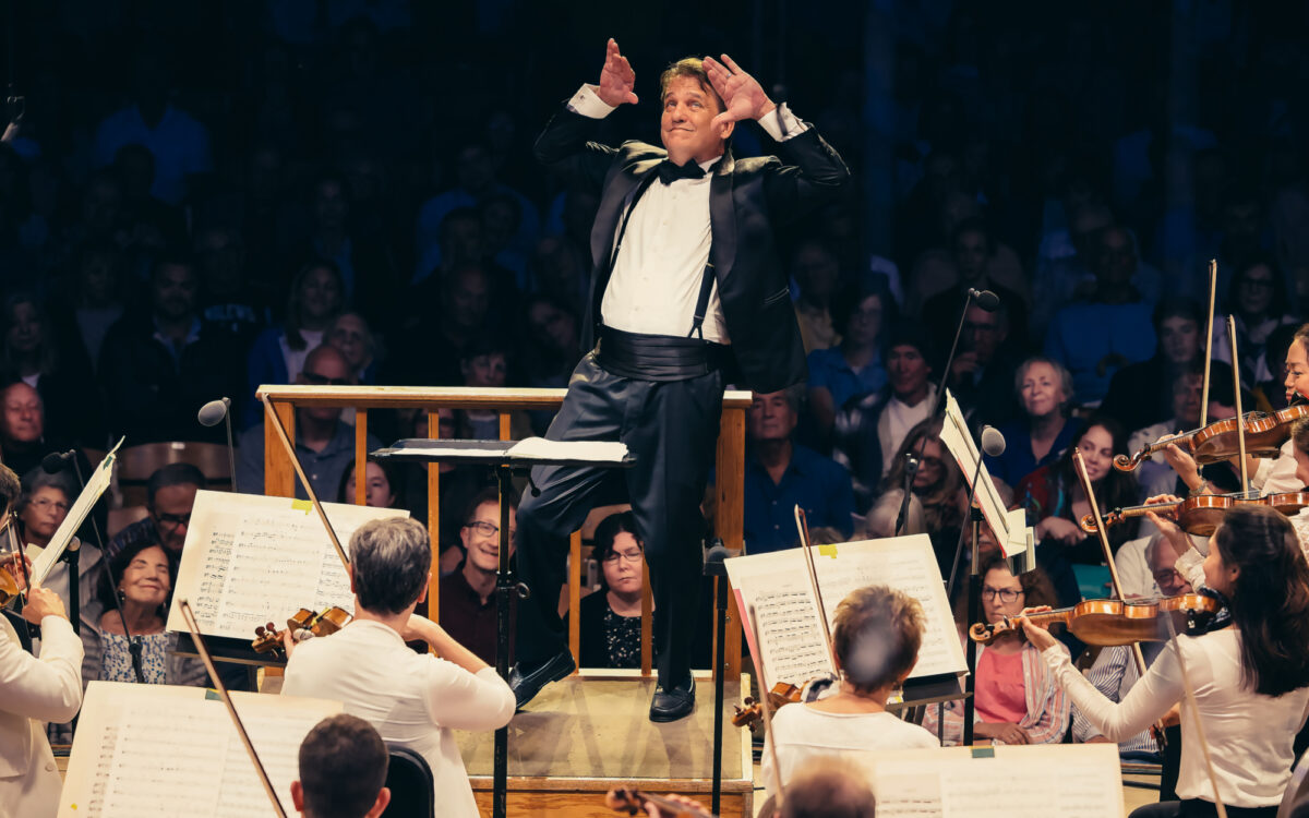 Keith Lockhart conducts the Boston Pops Orchestra at Tanglewood on Parade