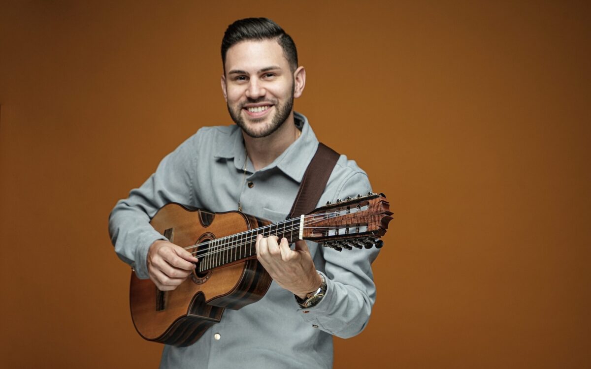 Luis Sanz headshot