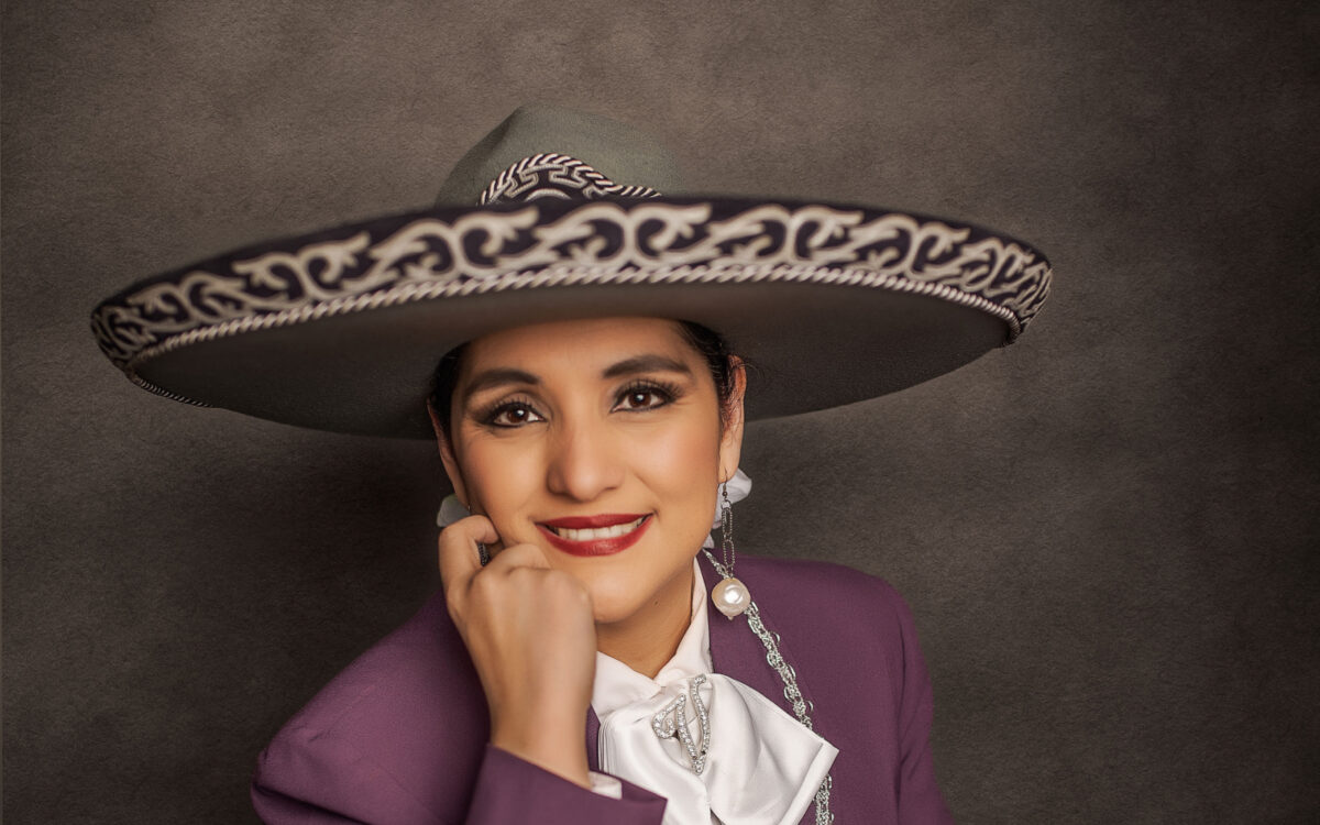 Veronica Robles headshot