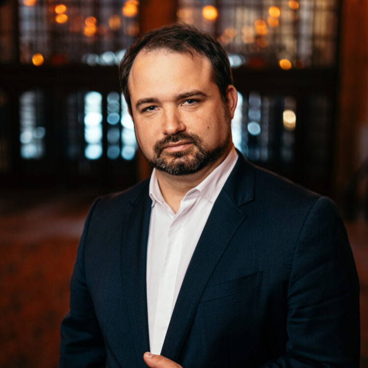 Leo Radosavljevic headshot